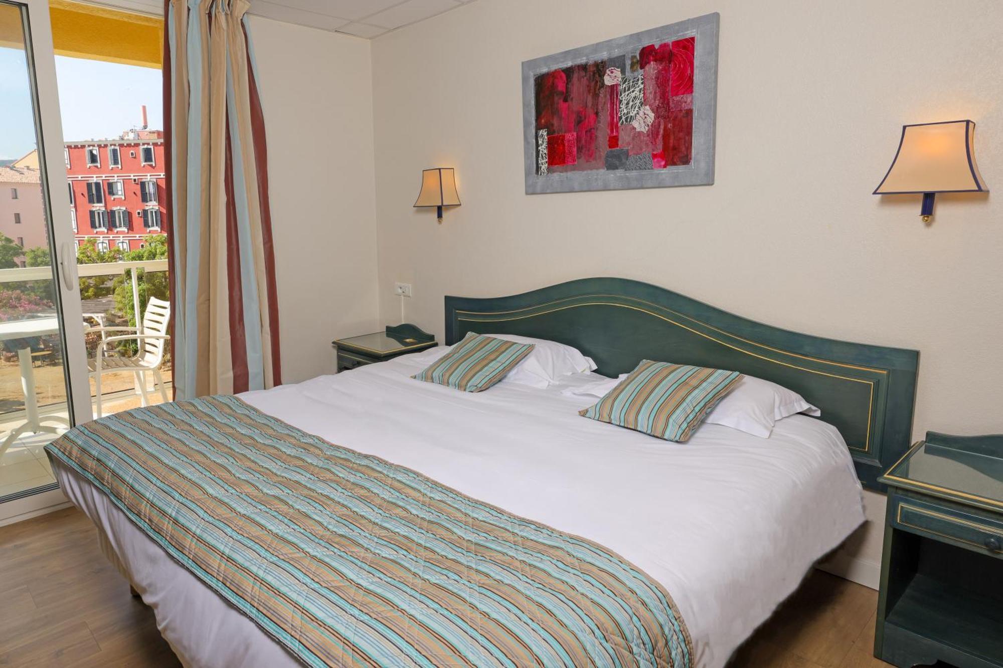 Hotel Saint Christophe Calvi  Exterior photo